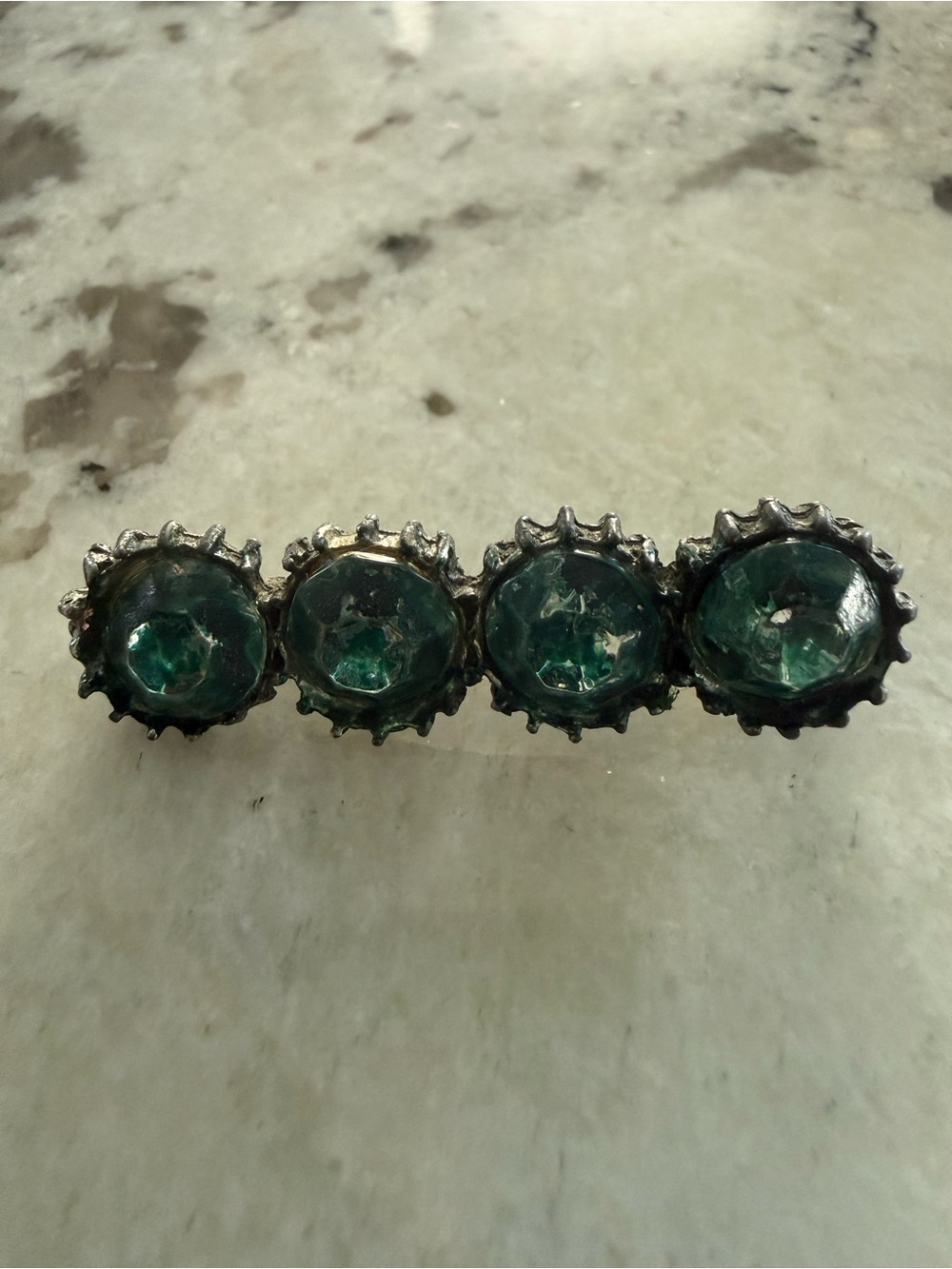 Vintage Antique Early 1900s Green Crystal Four-Stone Bar Pin Brooch Pot Metalโ